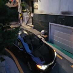 편의점 쇼핑은 혼자 다니는 게 진짜